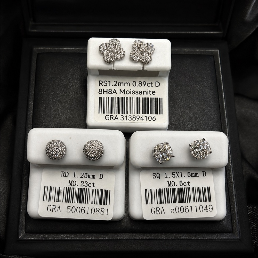 Sparkling MOISSANITE Screw Back Unisex Stud Earrings 925 Sterling Silver $39